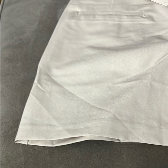 High Waist White Tailored Shorts - Picture 11 of 12